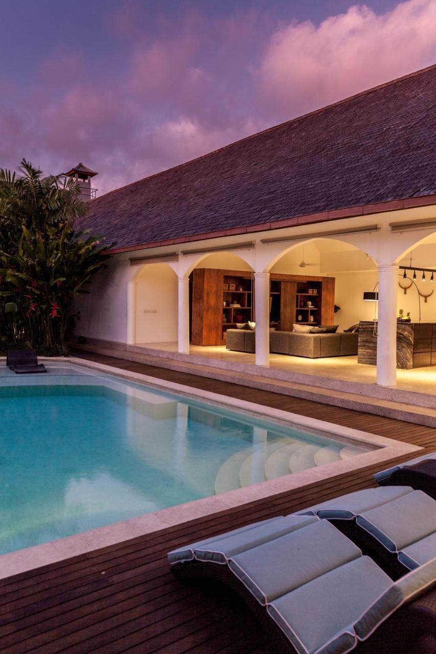 The Aora - Capacious Close To Sights Villa *