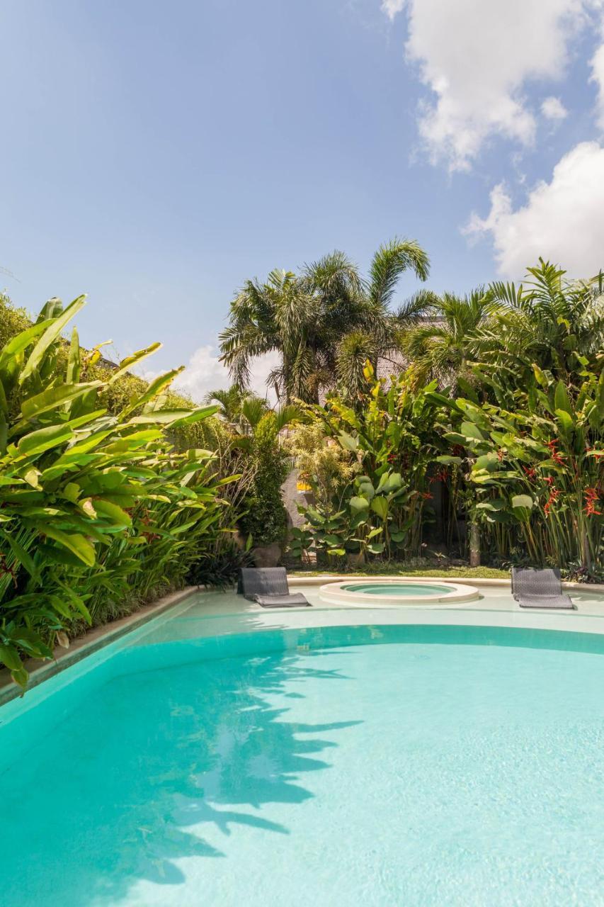 The Aora - Capacious Close To Sights Villa